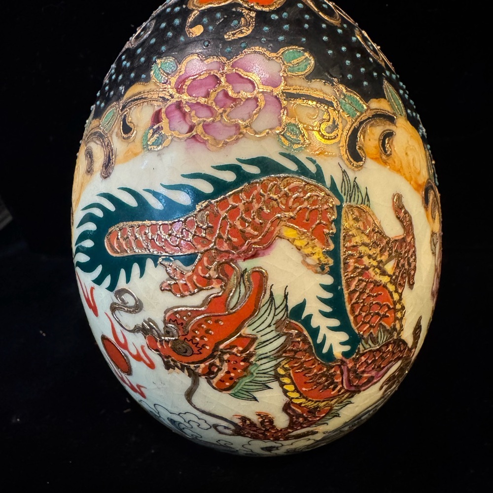 Large Hand Painted Moriage Ceramic Egg with Dragon Design Made in China